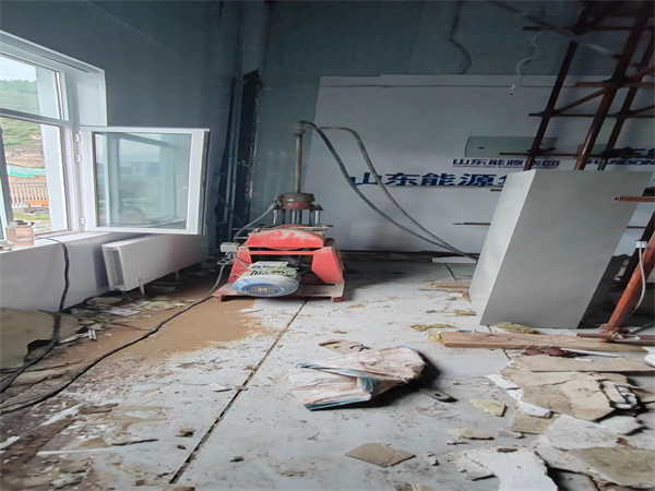 双峰地基基础下沉墙体裂缝加固注浆顶升施工